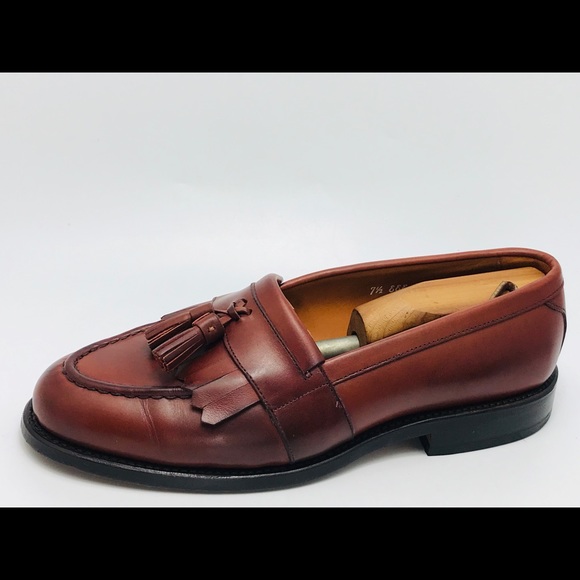 allen edmonds newport